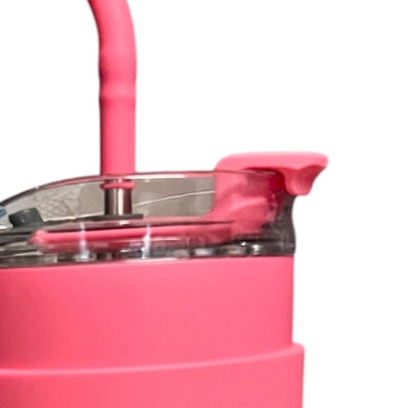 Hydraflow Pink Hot/Cold Beverage Cup With Straw - Picture 7 of 9